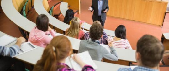 Increase workforce with limits on student nurse funding, think-tank urges