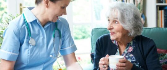 RCN calls for end to health visitor service cuts