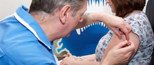 Nurses urged to get flu jab to save patients