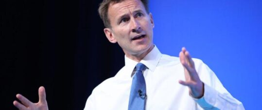 Hunt: Chancellor will not fund nurse pay rise unless NHS ‘improves productivity’