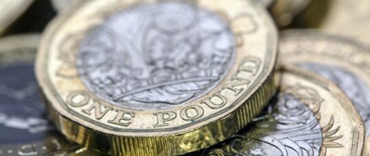 More than 800 NHS-funded students will not receive student loan payments