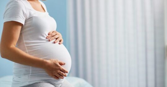Pfizer and Moderna vaccines ‘safe and effective’ in pregnant women