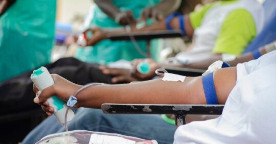 Government to remove ‘discriminatory’ blood donation rule