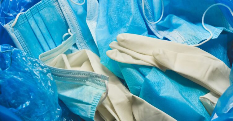 UKHSA issues ‘urgent’ public health notice for nurses on Ebola outbreak