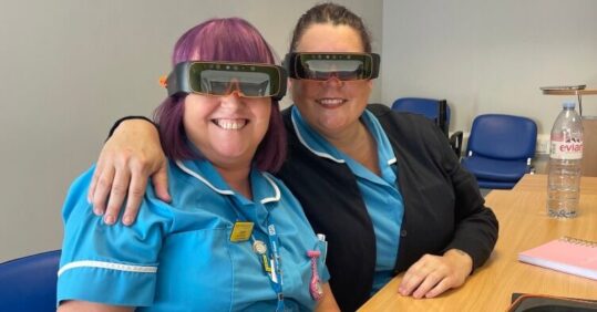 Community nurses to wear cutting edge ‘smart goggles’