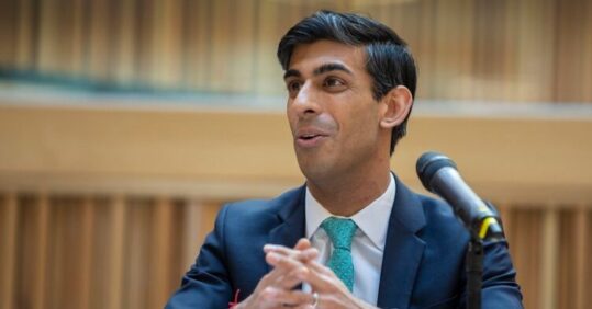 Nurses pay offer ‘very strong’, says Rishi Sunak