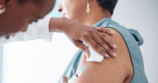 Flu vaccination programme moved to October to ‘maximise’ protection